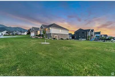 325 S Autumn Blaze Cir, Woodland Hills, UT 84653 - Photo 49