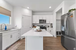 1385 N 680 W, Tooele, UT 84074 - Photo 9