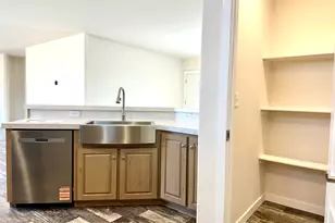 1435 E 5975 S, Vernal, UT 84078 - Photo 7