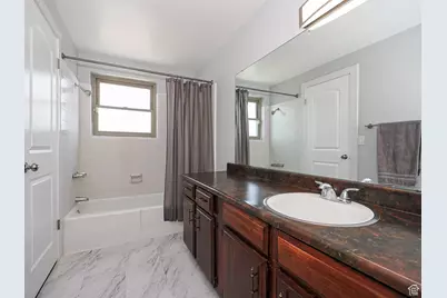 2333 W Ledgewood Dr, Taylorsville, UT 84129 - Photo 35