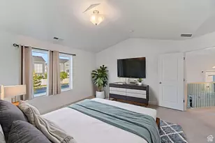 194 N Valcrest Dr, Saratoga Springs, UT 84045 - Photo 13