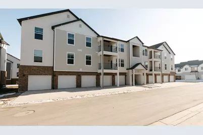 842 N Coulsen Dr #L201, Saratoga Springs, UT 84045 - Photo 3