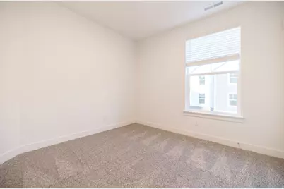 842 N Coulsen Dr #L202, Saratoga Springs, UT 84045 - Photo 11