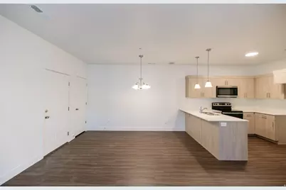 842 N Coulsen Dr #L202, Saratoga Springs, UT 84045 - Photo 5