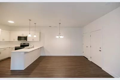 842 N Coulsen Dr #L204, Saratoga Springs, UT 84045 - Photo 13