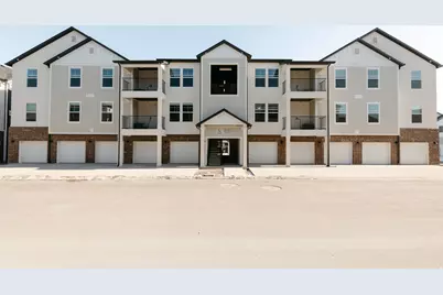 842 N Coulsen Dr #L204, Saratoga Springs, UT 84045 - Photo 1