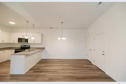 842 Coulsen Dr #L302, Saratoga Springs, UT 84045 - Photo 13