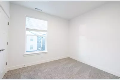 842 N Coulsen Dr #L304, Saratoga Springs, UT 84045 - Photo 7