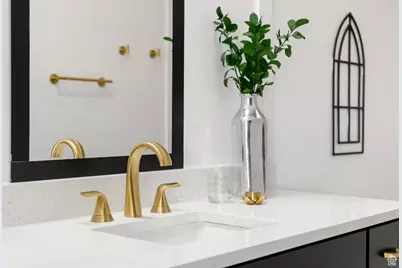 294 W Boggie Cir, Garden City, UT 84028 - Photo 19