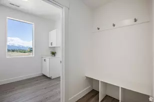 717 S Harrison Dr, Springville, UT 84663 - Photo 7