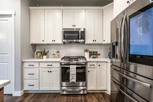 1042 W Shoreline Dr, Layton, UT 84041 - Photo 17