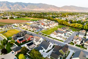 1042 W Shoreline Dr, Layton, UT 84041 - Photo 41