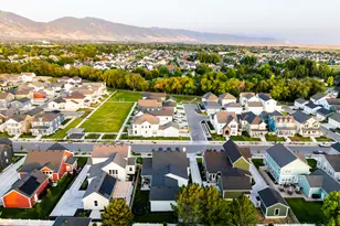 1042 W Shoreline Dr, Layton, UT 84041 - Photo 39