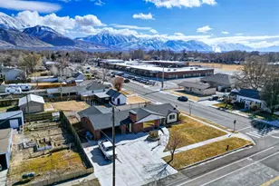 195 S Center St, American Fork, UT 84003 - Photo 23