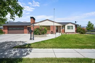 195 S Center St, American Fork, UT 84003 - Photo 3