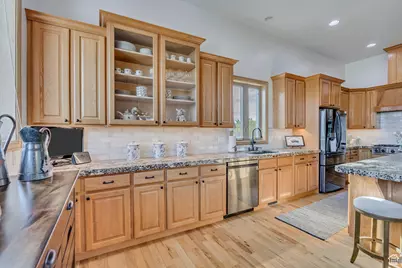 3710 N Foothill Ln, Eden, UT 84310 - Photo 15