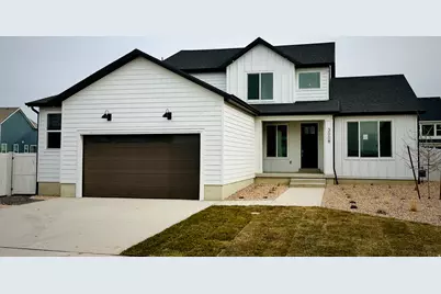 3008 N Kingbird Drive St #618, Eagle Mountain, UT 84005 - Photo 1