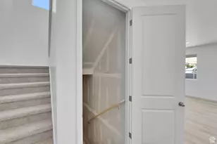 8648 N Haloran Ct, Lake Point, UT 84074 - Photo 39