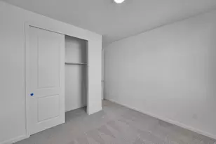 8622 N Haloran Ct, Lake Point, UT 84074 - Photo 21