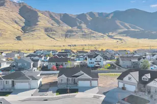 8622 N Haloran Ct, Lake Point, UT 84074 - Photo 27