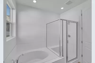 8622 N Haloran Ct #1330, Lake Point, UT 84074 - Photo 11