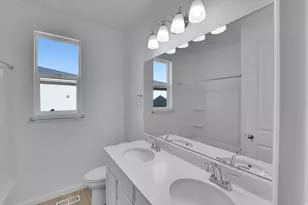 8622 N Haloran Ct, Lake Point, UT 84074 - Photo 19