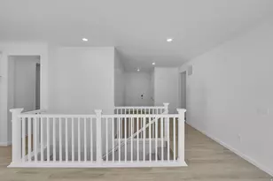 8622 N Haloran Ct, Lake Point, UT 84074 - Photo 5