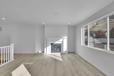 8622 N Haloran Ct #1330, Lake Point, UT 84074 - Photo 7