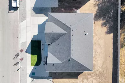 2068 E Dolan Dr #1333, Lake Point, UT 84074 - Photo 33