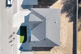 2068 E Dolan Dr, Lake Point, UT 84074 - Photo 33