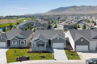 273 E Polaris Dr, Saratoga Springs, UT 84045 - Photo 29