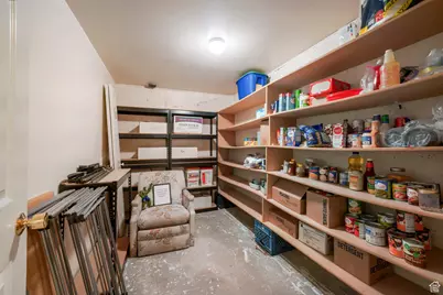 117 E 300 S, Gunnison, UT 84634 - Photo 31