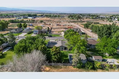 117 E 300 S, Gunnison, UT 84634 - Photo 63