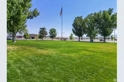 117 E 300 S, Gunnison, UT 84634 - Photo 57