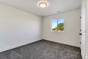 3261 N 2500 W, Farr West, UT 84404 - Photo 19