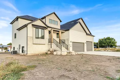 3261 N 2500 W, Farr West, UT 84404 - Photo 3