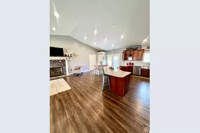 80 N 200 W, Central Valley, UT 84754 - Photo 19