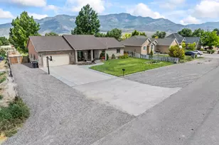 80 N 200 W, Central Valley, UT 84754 - Photo 3