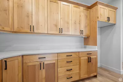 6317 W Cape Ridge Ln, West Valley, UT 84128 - Photo 7