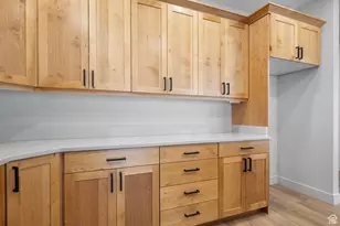 6317 W Cape Ridge Ln, West Valley, UT 84128 - Photo 7