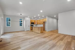 6317 W Cape Ridge Ln, West Valley, UT 84128 - Photo 5