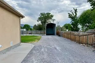 225 W 200 N, Fillmore, UT 84631 - Photo 33