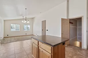 225 W 200 N, Fillmore, UT 84631 - Photo 3