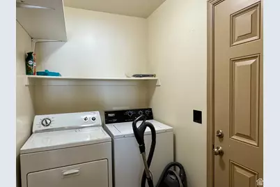 225 W 200 N, Fillmore, UT 84631 - Photo 17