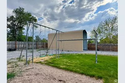 225 W 200 N, Fillmore, UT 84631 - Photo 41