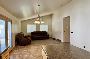 225 W 200 N, Fillmore, UT 84631 - Photo 5