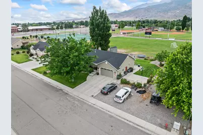 233 S 500 W, Monroe, UT 84754 - Photo 3