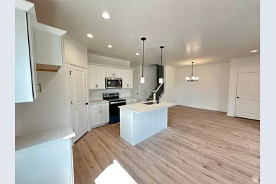 308 E 1480 N #45, Salem, UT 84653 - Photo 3