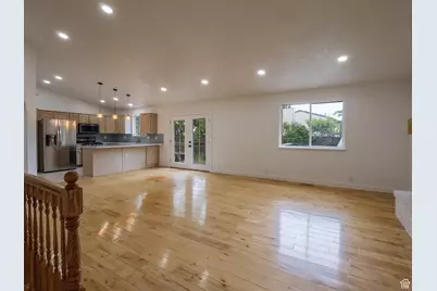 209 Country Club Dr, Stansbury Park, UT 84074 - Photo 7