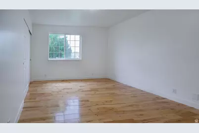 209 Country Club Dr, Stansbury Park, UT 84074 - Photo 17